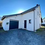 Maison Moderne Chaleureuse & Lumineuse - Pyrenees